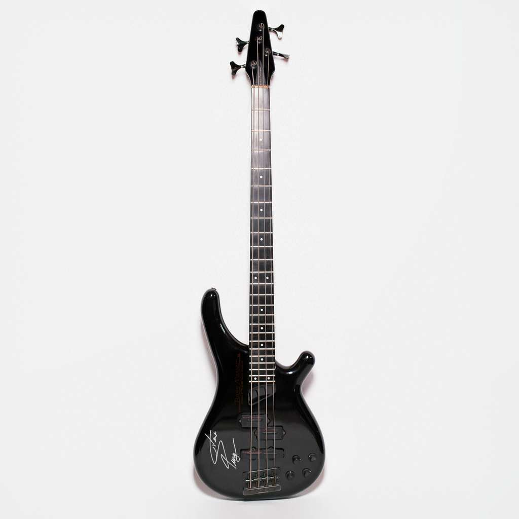 Tune Guitar Technology Bass Maniac (black) SIGNED