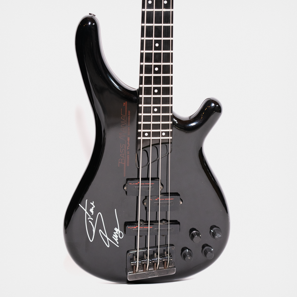 Tune Guitar Technology Bass Maniac (black) SIGNED
